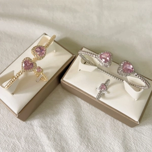 Beaded jewelry sets in gold and silver with pink heart stones and micro-pave zircons