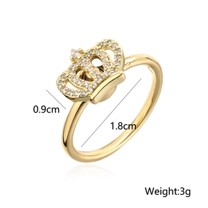 Detail view of 18K gold plated crown ring with dimensions 0.9cm height and 1.8cm diameter