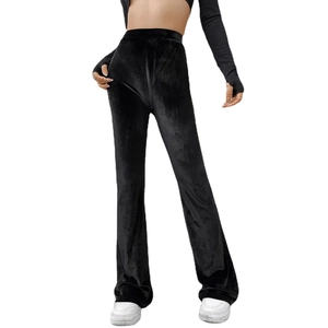 Damen Samthose mit hoher Taille und Schlag in Schwarz, schmal geschnitten mit Schlitz