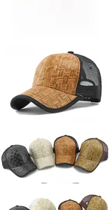 Detailopname van de geweven textuur en ademend mesh op een baseball trucker pet