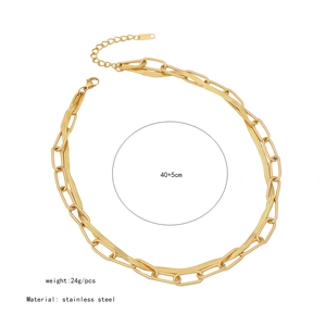 Detailansicht der zweilagigen goldenen Edelstahlkette mit 40+5cm Länge und 24g Gewicht