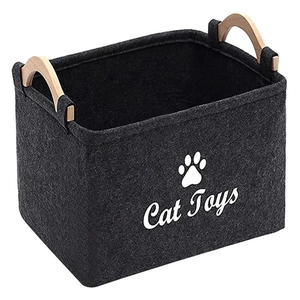 Panier de rangement en feutre gris foncé pour jouets de chat avec poignées en bois naturel