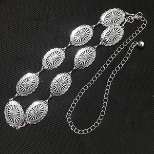 Cadena de cintura de metal plateado retro boho cinturon multicapa para mujeres joyas moda