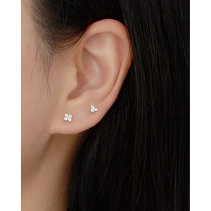 S925 sterling silver four-leaf clover stud earrings with sparkling zircon gemstones