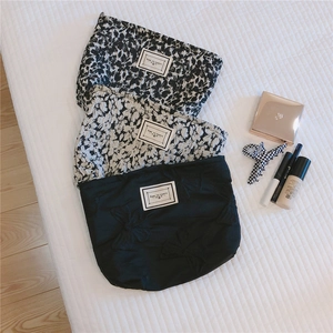 Three-piece floral jacquard cosmetic bags with bows and 'TIME TO PARTY' patch