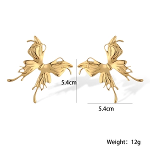 Detailed view of golden butterfly earrings with dimensions and weight measurement