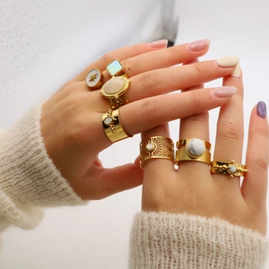 Adjustable gold plated natural stone ring set with star shell and opal for women