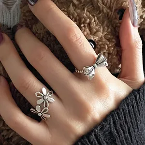 Vintage Silver Plated Copper Open Rings For Women Sweet Hollow Bow Flower Daisy Heart Adjustable Aesthetic Jewelry