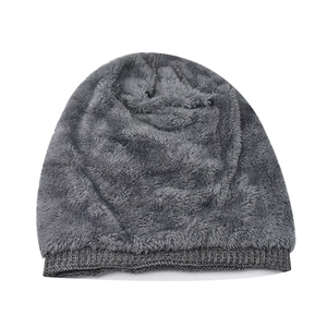 Winter plaid knitted hat with thick fleece lining for warmth in grey, outdoor headwear