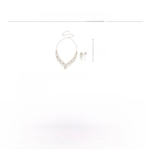 Detailed size chart for the rhinestone flower and pearl necklace with earring jewelry set