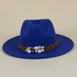 Chapeau fedora bleu royal en laine avec ruban léopard, perles et fleurs en relief