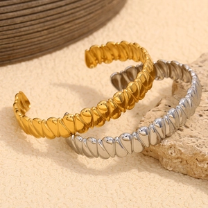 Water Drop Open Bangle Stainless Steel 18K Gold Plated French Minimalist Twisted Cuff Bracelet For Women