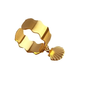 Elegant 18K gold-plated stainless steel scalloped ring with a seashell charm pendant