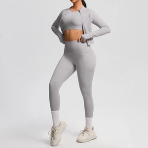Dreiteiliges hellgraues Yoga-Set mit Sport-BH, Jacke und hoch taillierter Leggings für Damen