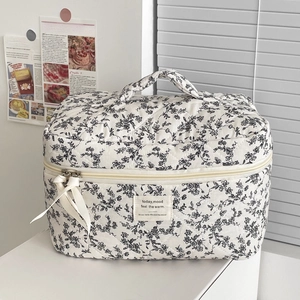 French style black and white floral quilted makeup bag with handle and zipper ribbon