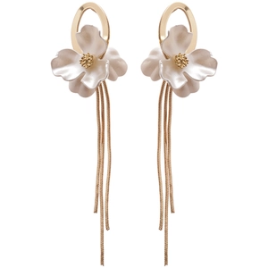 Elegant gold oval earrings with white flower petals and long tassel snake chains