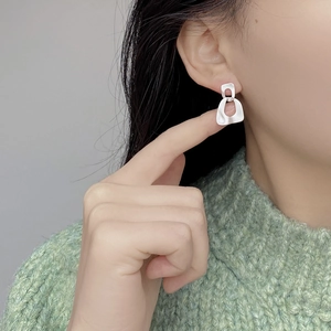 Minimalist S925 sterling silver geometric trapezoid earrings with brushed matte finish