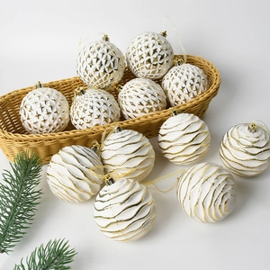 8cm gold and white Christmas ball ornaments with star patterns for festive tree decoration