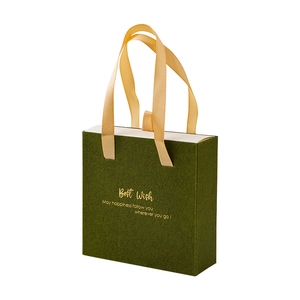 Green velvet jewelry gift box with gold silk handle and Best Wish gold stamping