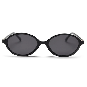 Retro black oval polarized sunglasses with high-quality polished frames for men and women