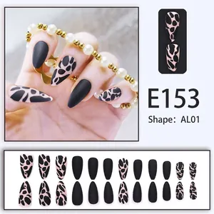 Matte Leopard-Print und schwarze Mandel-Kunstnägel Set zum Aufkleben mit 24 Stück