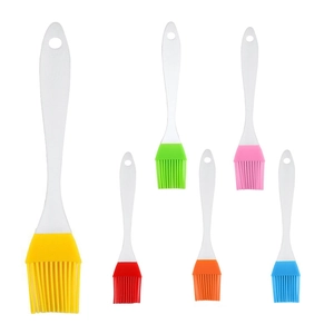 Set of 6 colorful silicone oil brushes for BBQ and baking in various vibrant shades