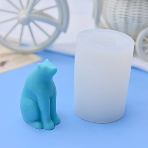 DIY silicone mold for cute polar bear candles and aroma plaster animal crafts