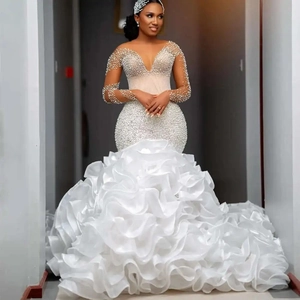 Robe De Mariée Sirène Manches Longues Col En V Profond Luxe Künstliche Perles Broderie Organza Volants Robe Nuptiale Femmes