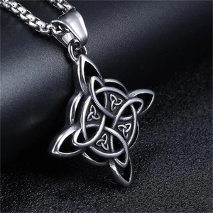 Retro Celtic knot pendant necklace in silver stainless steel with heavy squared pearl chain