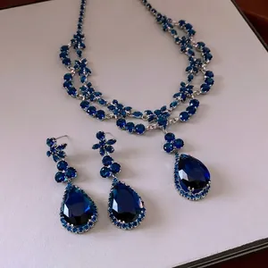 Parure bijoux style palais français avec collier et boucles d'oreilles zircon bleu foncé