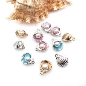Marine shell charm pendants with imitation pearls in gold and silver for DIY jewelry