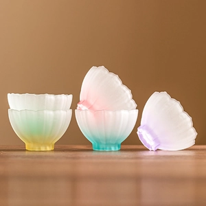 Exquisite lotus-shaped gradient frosted glass teacup set with vibrant petal rim design