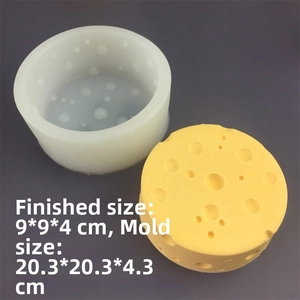 Detail of 3D cheese silicone mold with dimensions 20.3x20.3x4.3cm and molded size 9x9x4cm