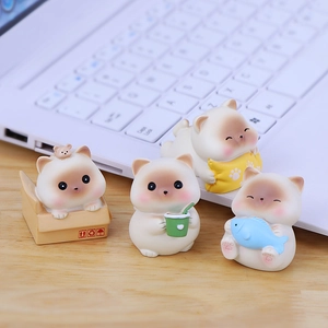Cute Mini Cat Figurines Ornaments Resin Cartoon Animal Sculpture Desktop Office Car Interior Dashboard Decoration Kawaii