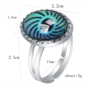 Detailed size chart for retro gemstone mood ring showing dimensions and adjustable band