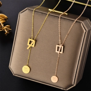 Titanium Steel Good Luck Engraved Round Disc Square Pendant Necklace For Women Geometric Minimalist Jewelry Rose Gold