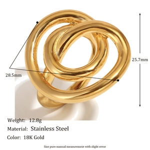 Bague nœud irrégulière en acier inoxydable plaqué or 18K avec dôme design de 28,5mm