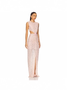 Robe de soirée rose à paillettes avec découpe latérale, fleur 3D et fente haute élégante