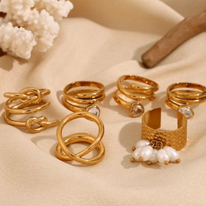 Luxury 18K gold plated multi-layer snake head ring set with crystals and pearls on coral