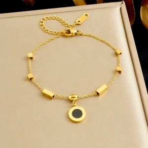 Retro Stainless Steel Bracelet Roman Numeral Round Pendant Black Enamel Geometric Cube Beads Gold Plated Fashion Jewelry