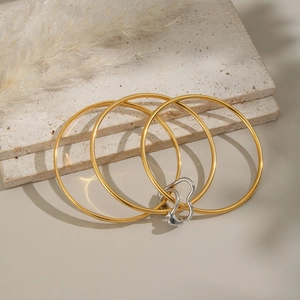 Minimalist 18K gold plated multi-layer stainless steel heart charm bracelet set