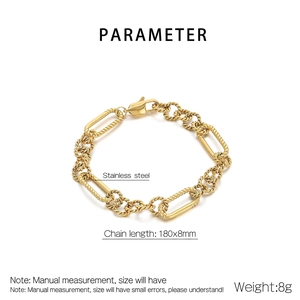 Detail of golden stainless steel twist chain bracelet with lobster clasp and measurements