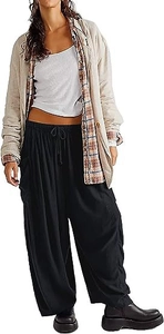 Vue détaillée du pantalon sarouel en lin de style britannique pour femme avec taille