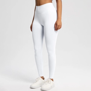 Detail of high-waist white seamless yoga leggings showing breathable fabric texture