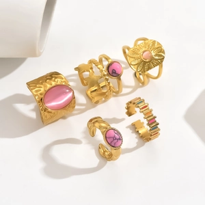 Set of 5 vintage 18K gold-plated stainless steel rings with pink stone and enamel details
