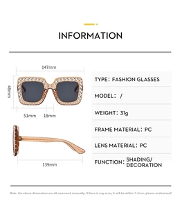 Detailed size chart for square rhinestone sunglasses with PC frame dimensions and 31g weight