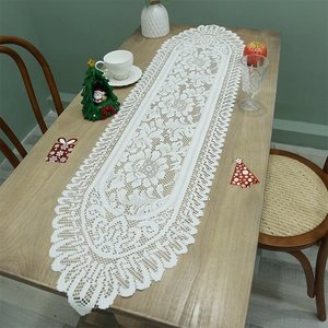 Christmas Lace Table Runner Polyester Hollow Out Floral Pattern Scalloped Edge For Holiday Dining Party Elegant Decor