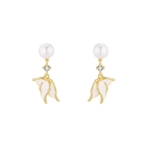 Elegant wing earrings with white pearls and sparkling crystals in gold plating