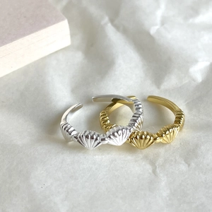 Minimalist 925 sterling silver shell patterned adjustable rings in gold and silver finish