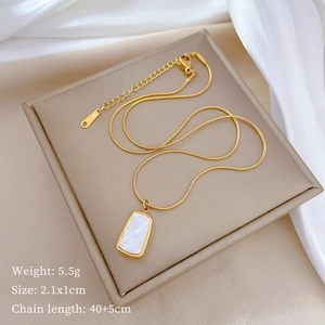 Detail of gold snake chain with square shell pendant and dimensions: 2.1x1cm, 5.5g weight